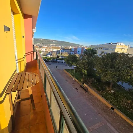 Plaza Parking Free * Lucena