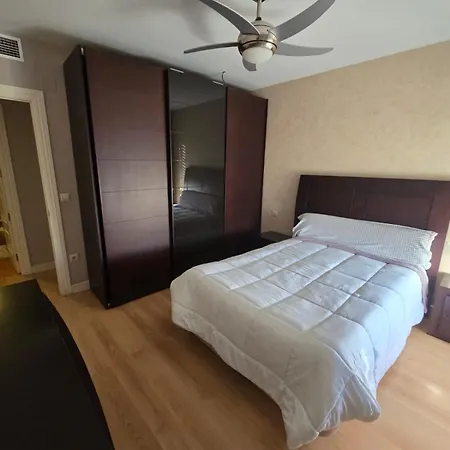 Plaza Parking Free Apartment Lucena